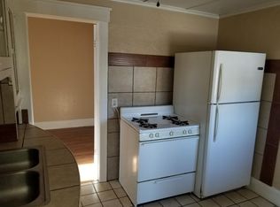543 Park Ave APT 14, Omaha, NE 68105