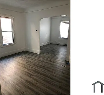 19015 Riverview St — Photo 5
