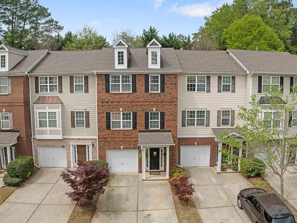 2879 Cross Creek Ct