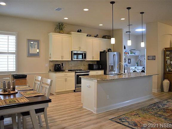 5th image of 3045 Borassus Dr