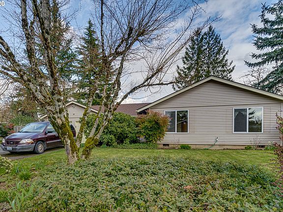 2nd image of 2109 NE 125th Ave
