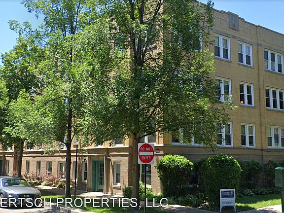 4th image of 4550 N Maplewood Ave APT 1C
