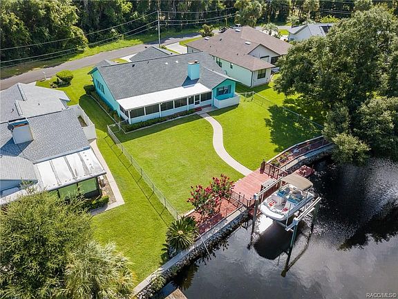 2nd image of 11380 W Waterway Dr