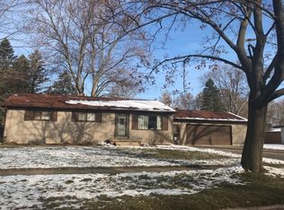 1801 Airfield Ln, Midland, MI 48642