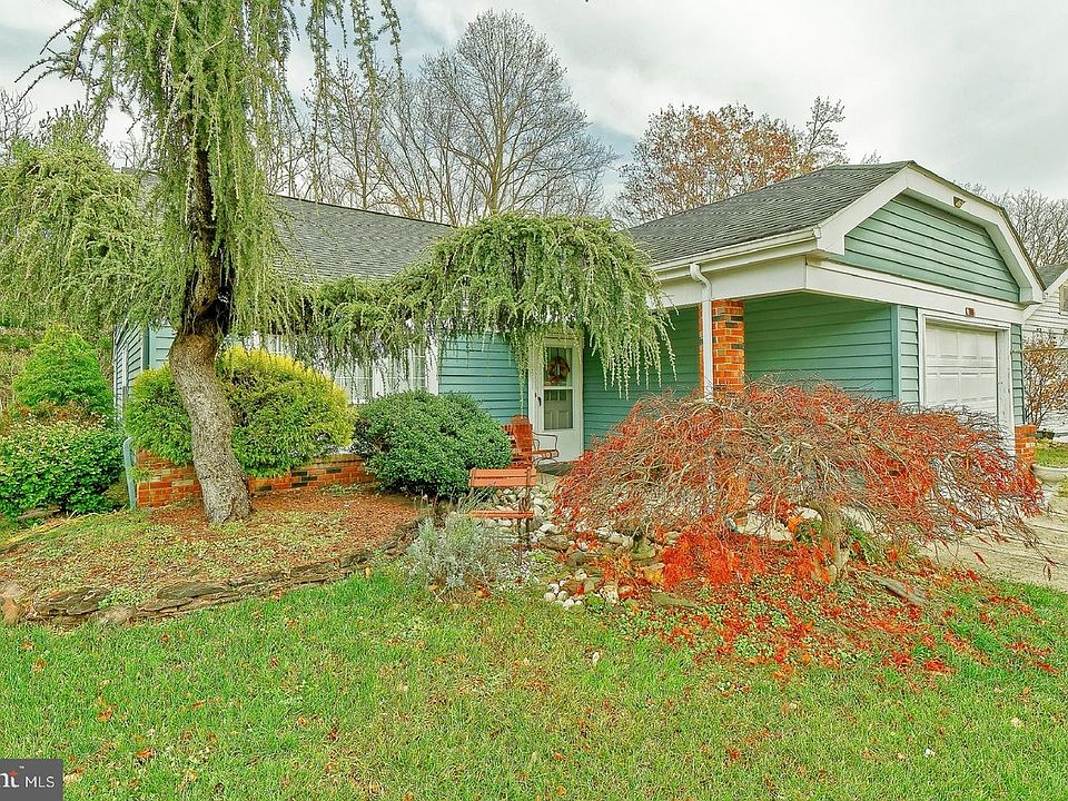 1st image of 103 Buckingham Dr