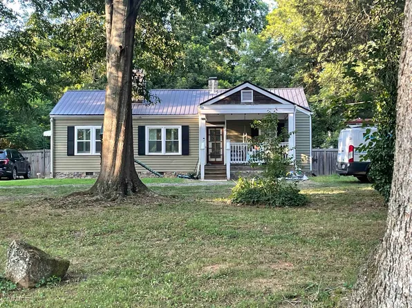 5344 Commerce St, Commerce, GA 30530