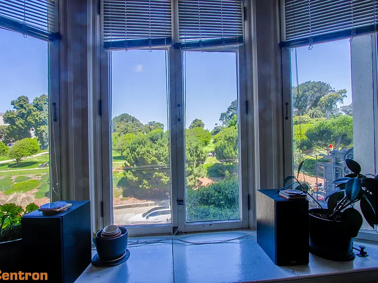 2135 Sacramento St #22 — Photo 4
