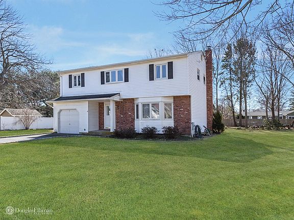 2nd image of 8 Elizabeth Ct