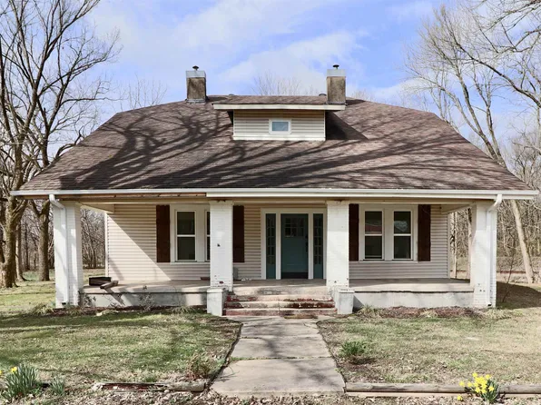 404 Rozelle St, Humboldt, TN 38343