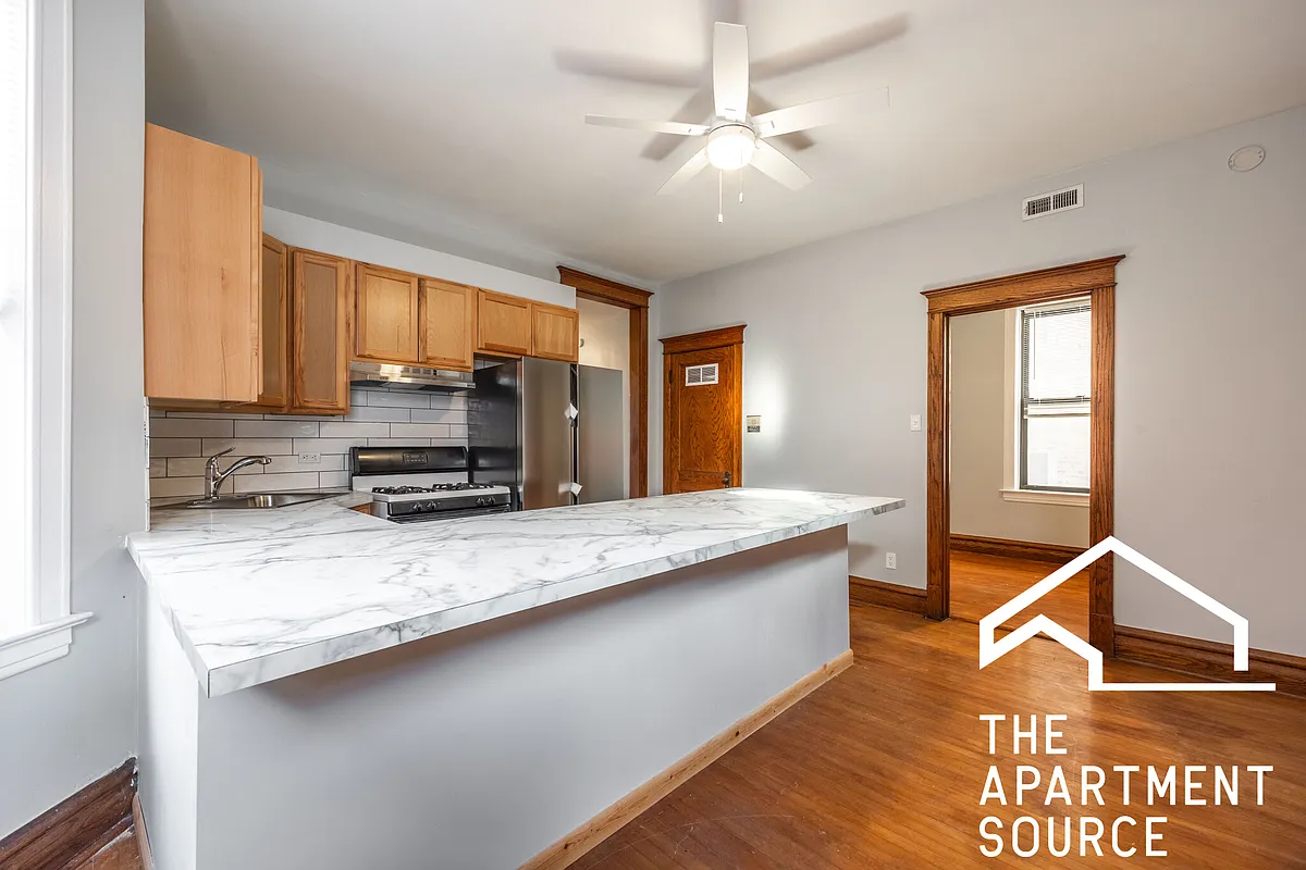 Building Photo - 2523 S Millard Ave #1
