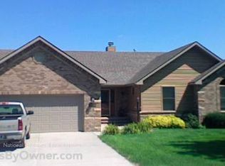 3505 E Cedar Hills Dr, Kearney, NE 68845