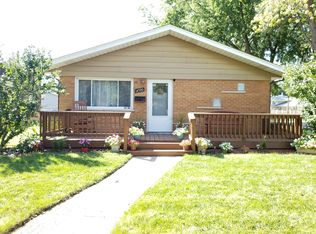 14500 Tripp Ave, Midlothian, IL 60445