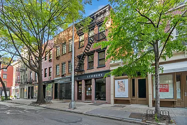 Rented by Avi Nash Associates