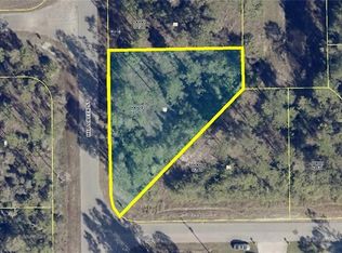 545 Millcreek St, Lehigh Acres, FL 33974