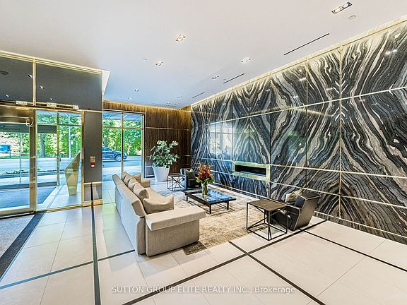 3rd image of 3018 Yonge St #814