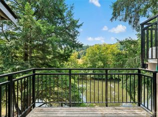 9725 NE Riverbend Dr #11-C, Bothell, WA 98011
