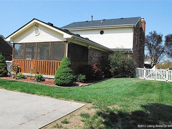 3rd image of 1675 W Monique Dr