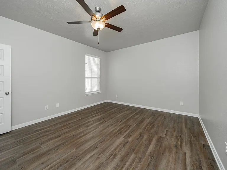 1129 Trellis Pass — Photo 24