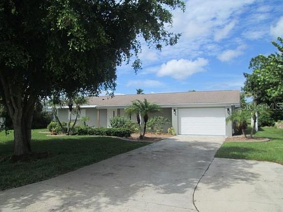 2nd image of 1424 Deer Creek Dr