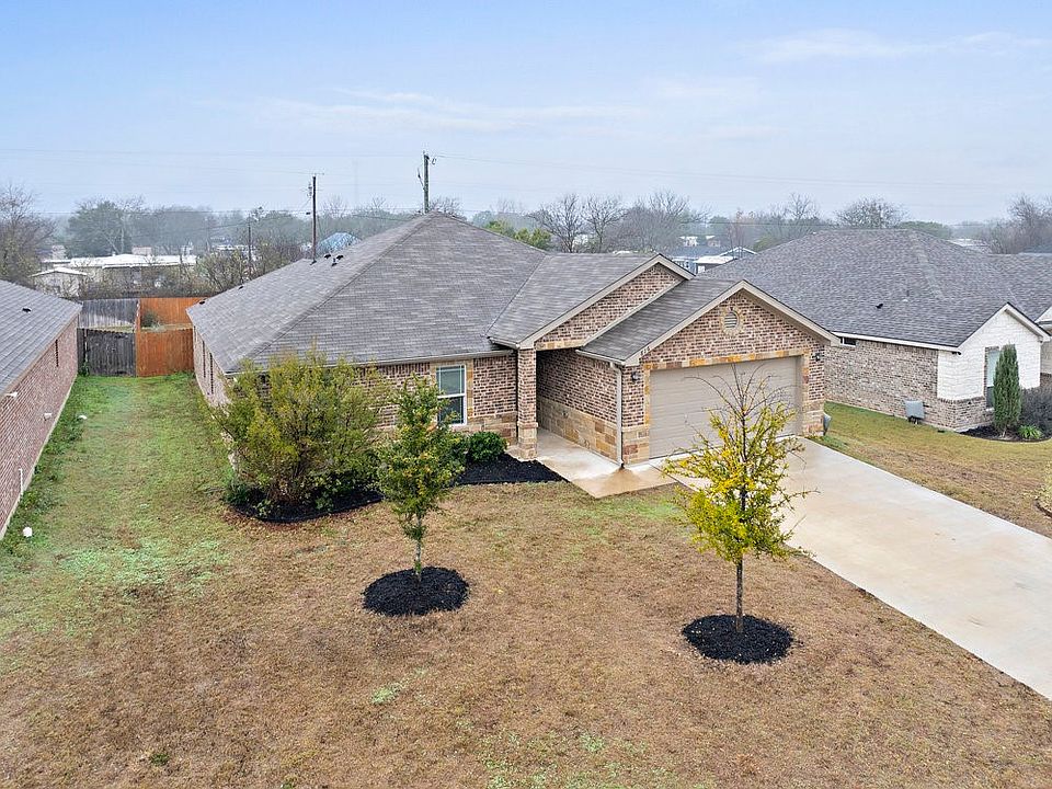 1st image of 816 Damascus Dr