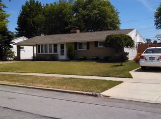 45 Burnside Dr, Tonawanda, NY 14150