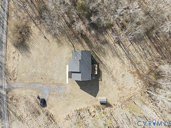 2nd image of 3623 Cumberland Rd