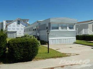 13206 Ocean Dr, Ocean City, MD 21842