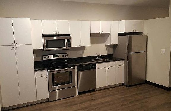 5th image of 5 Lincoln Ave APT 207