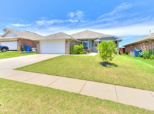 3911 Wiltshire Dr, Norman, OK 73026