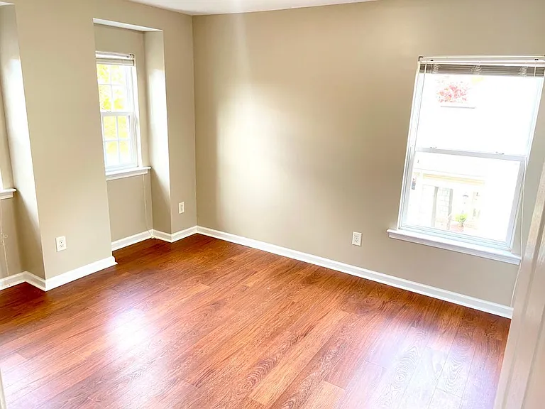 708 Hewespoint Ct — Photo 14