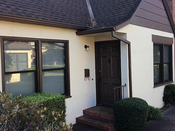 3rd image of 1106 El Camino Real APT 3