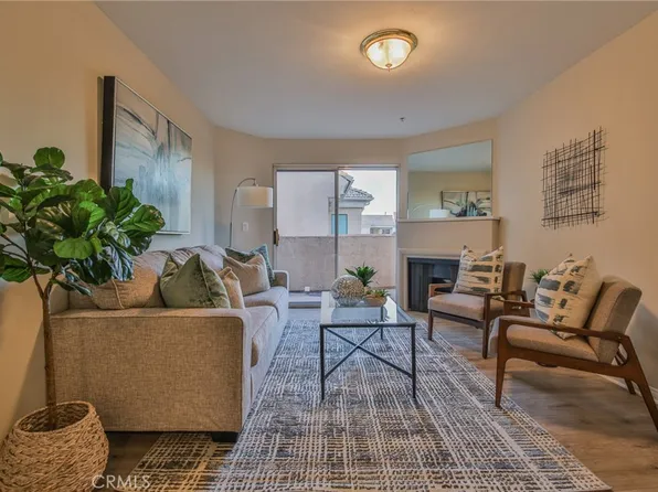 11410 Brookshire Ave APT 422, Downey, CA 90241