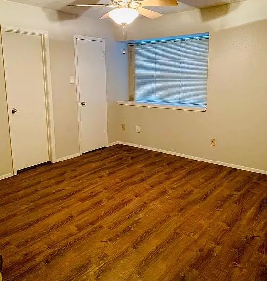 1142 Woodbridge Ave — Photo 5