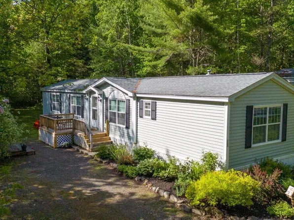 10 Mountainside Park, Camden, ME 04843