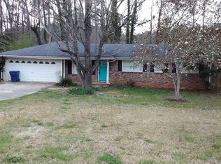 124 Rosewood Dr, Dallas, GA 30132