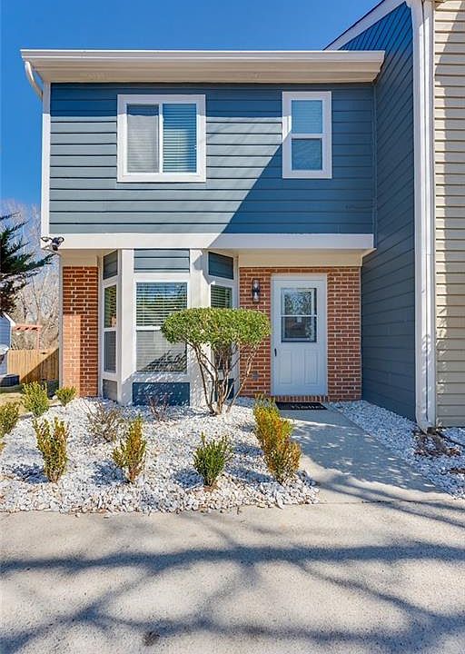 1st image of 5015 Laurel Springs Way SE