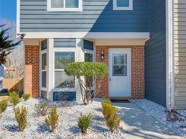 5015 Laurel Springs Way SE, Smyrna, GA 30082