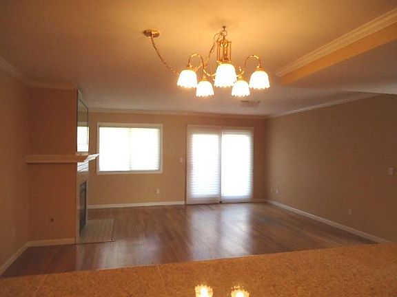 5th image of 2085 Wente Way