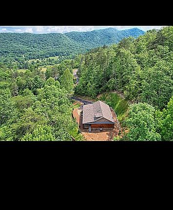 3rd image of 172 Olds Mountain Peak Rd