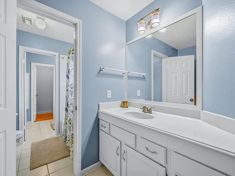 531 W North Hill Dr — Photo 33