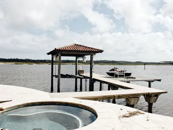 1249 Delfino Dr, Jacksonville, FL 32225