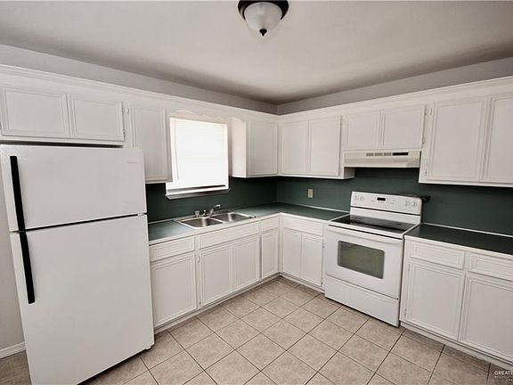 4th image of 3809 N Inspiration Rd