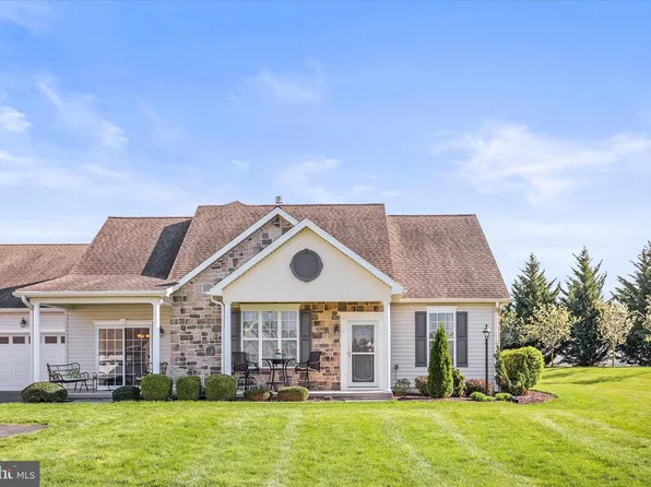 70 Dolomite Dr #17C, York, PA 17408