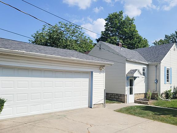 2nd image of 801 Palmwood Ave