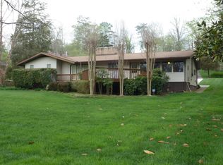 115 Carnegie Dr, Oak Ridge, TN 37830