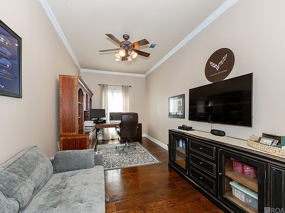 5th image of 6905 Dianthus Dr