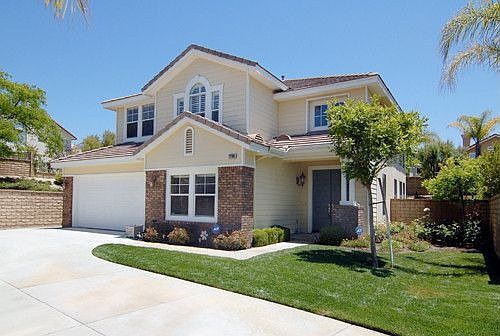 1st image of 22905 Redwood Ct
