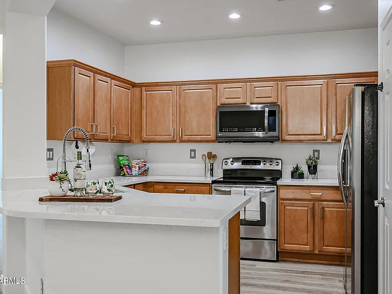 39768 N High Noon Way — Photo 3