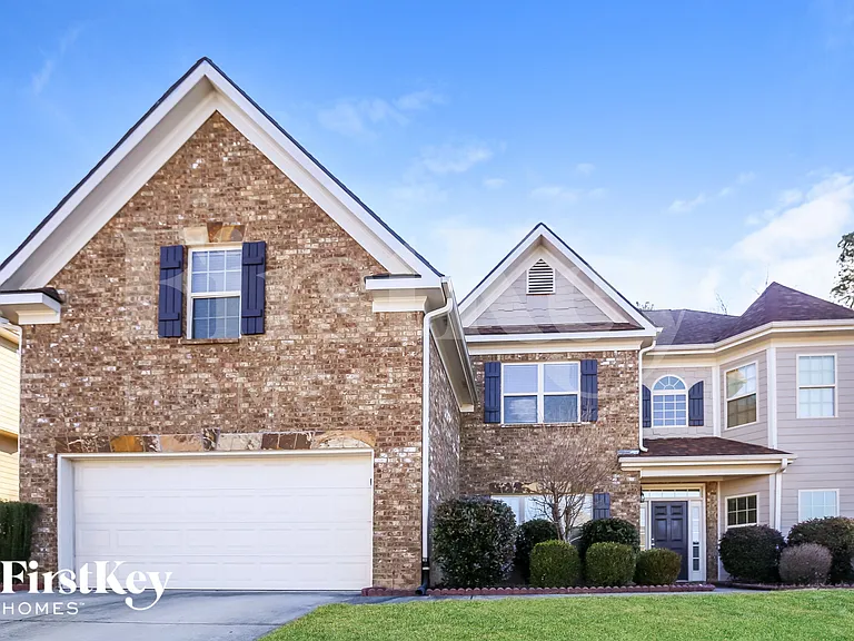 2545 Mossy Rock Pl — Photo 1