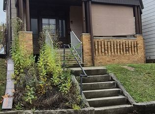 184 Grant Ave #B, Vandergrift, PA 15690